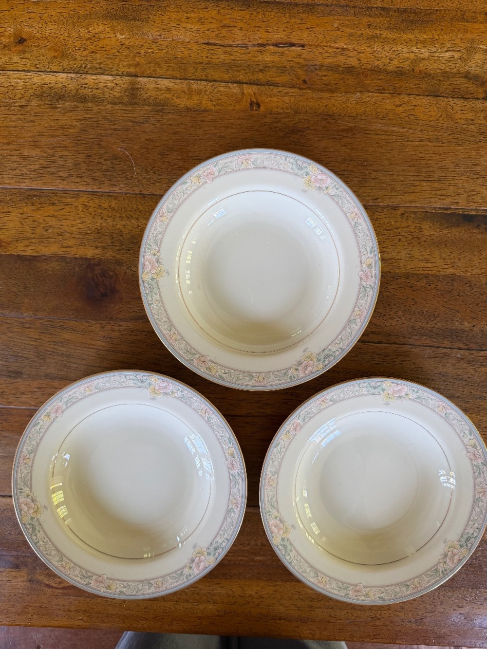 Mikasa Charmaine (L5595) China Coupé Soup Bowls (set of 3)